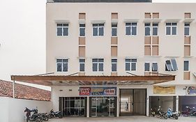 RedDoorz Plus near UIN Raden Fatah Palembang